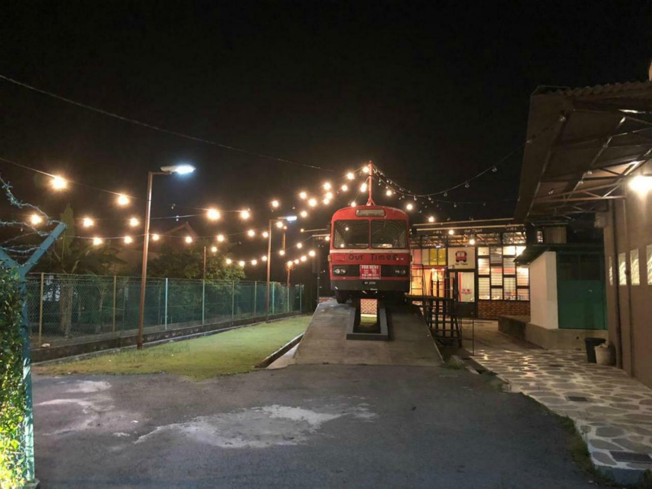 The Wood Boutique Hotel Muar Exterior photo
